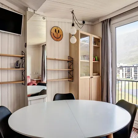 A Avec Acces Direct Aux Pistes - 2 Pieces 6 Personnes Selection Mae-1191